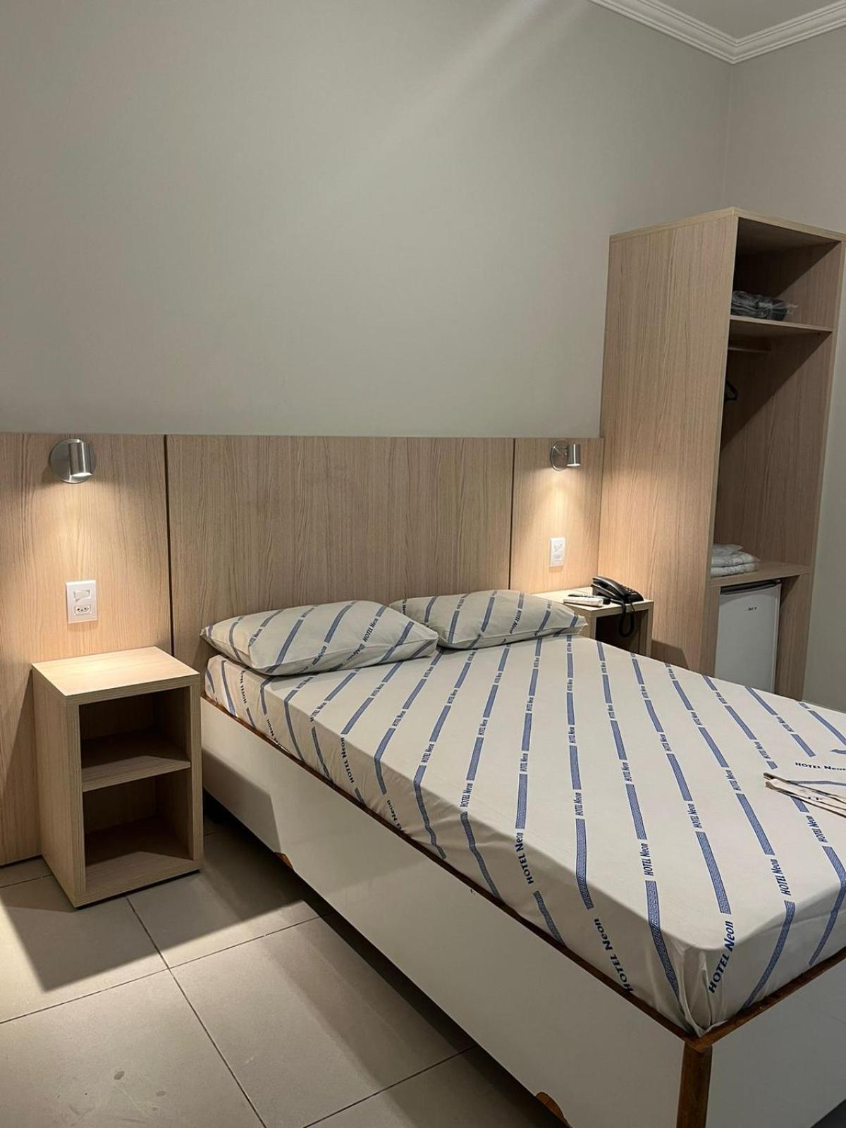 Hotel Neon - Proximo A 25 De Marco, Bom Retiro E Bras, A 2Min Do Mirante Sampa Sky E Pista De Skate Anhangabau São Paulo Eksteriør bilde