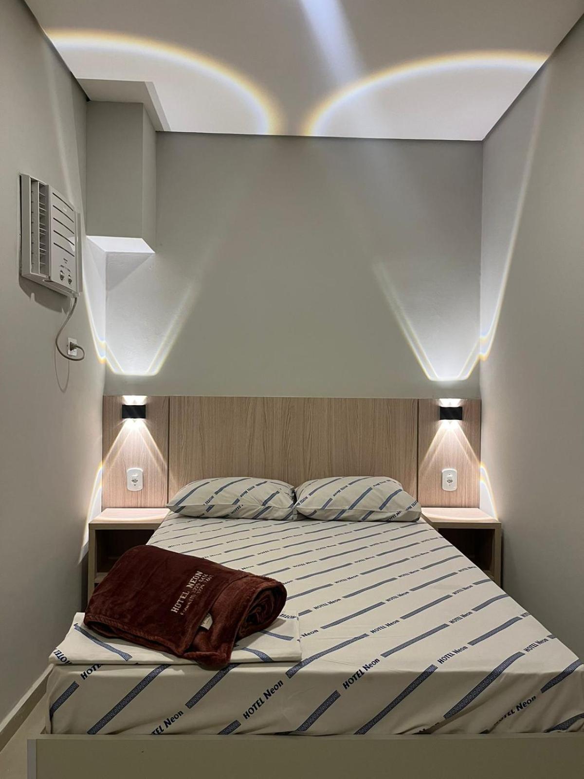 Hotel Neon - Proximo A 25 De Marco, Bom Retiro E Bras, A 2Min Do Mirante Sampa Sky E Pista De Skate Anhangabau São Paulo Eksteriør bilde