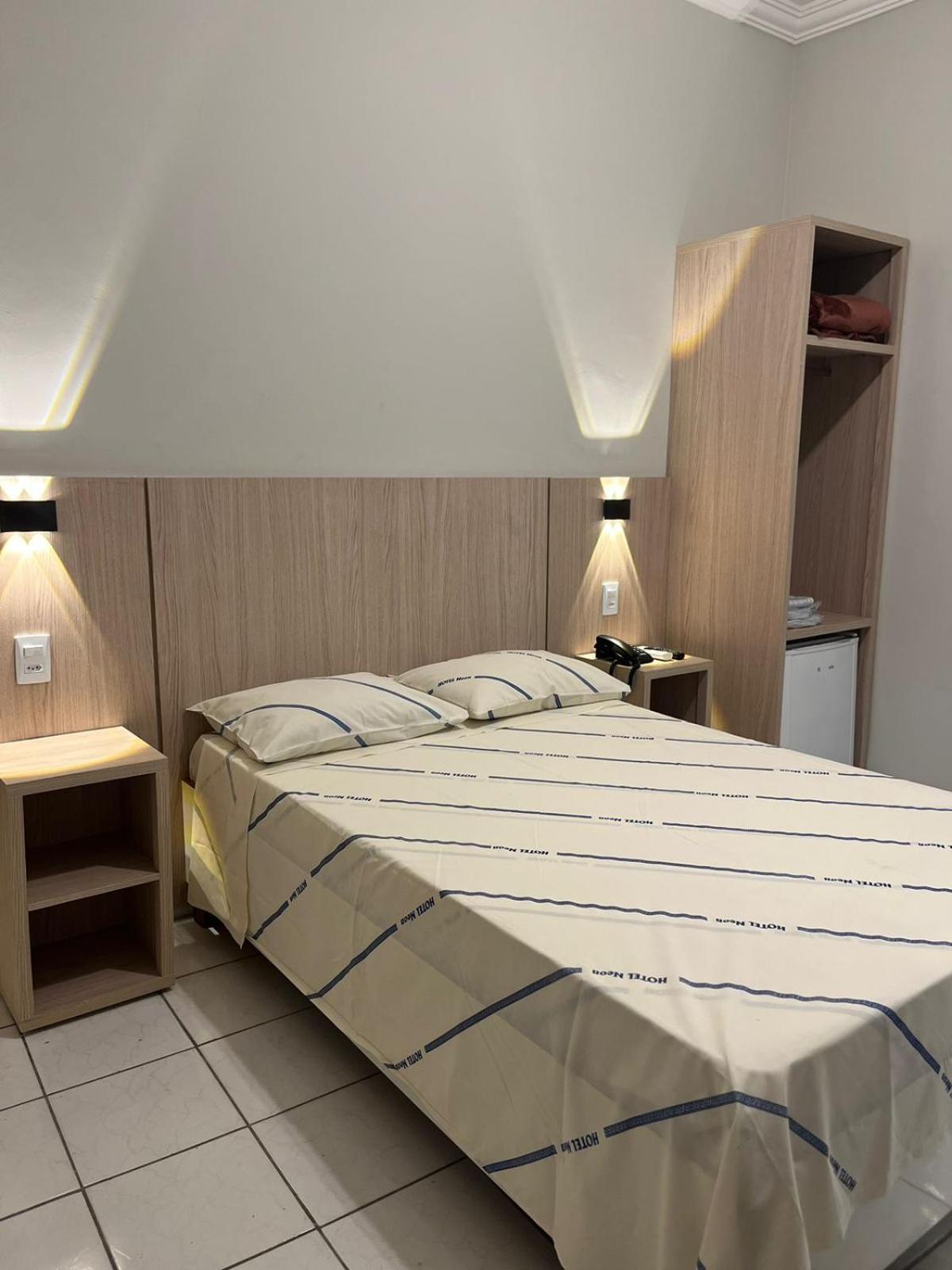 Hotel Neon - Proximo A 25 De Marco, Bom Retiro E Bras, A 2Min Do Mirante Sampa Sky E Pista De Skate Anhangabau São Paulo Eksteriør bilde